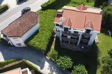 پانسیون Rooms & Apartments Vukasović