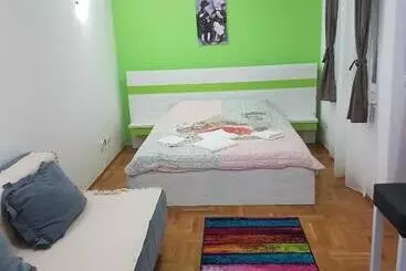 پانسیون Apartmani Banja Spa