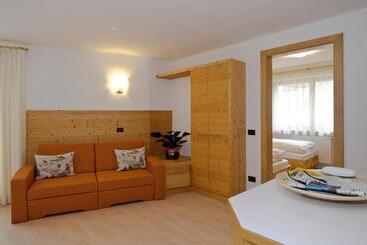 Апарт-отель Residence Ciasa Mirasas