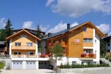 アパートホテル Residence Ciasa Mirasas