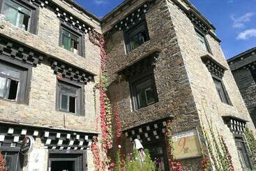 No.9 Space Capsule Youth Hostel