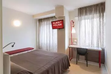 Hotelli Guesthouse Verona