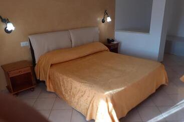 فندق H  Rooms La Darsena