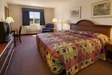 فندق Baymont By Wyndham Dowagiac