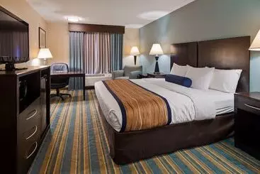 هتل Best Western Plus Berkshire Hills Inn & Suites