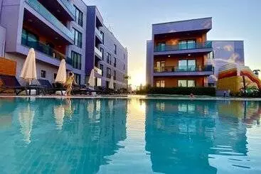 Apartahotel Green Hills Suites