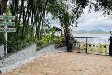 Hotel Coorg Jungle Camp Backwater Resort