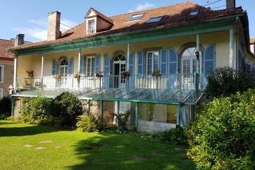 펜션 Chambres Et Table D Hôtes La Billebaude