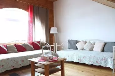 Hotel Maison Blanche Ecohousе