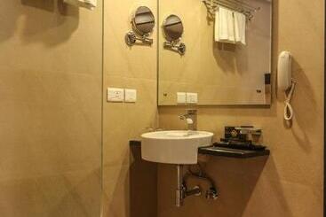 Отель The Grand Asansol