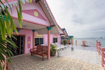 Отель Jamesbond Bungalow Koh Panyee