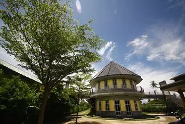 Otel Wangthong Beach Resort