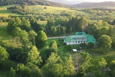 펜션 Latarnia Wagabundy