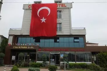 ホテル çınarpark
