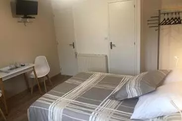 Hostal L Auberge Fleurie