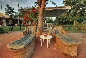 Hotel Bhadrawati A Riverside Safari Lodge Ranthambore