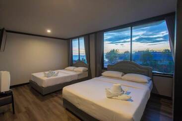 Hotel Pimpimarn Beach