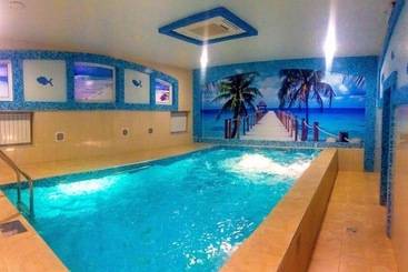 بنسيون Gostinichnyy Kompleks Shchekino