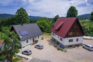 ペンション Rustic Lodge Plitvice