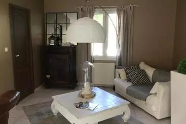 Bed and Breakfast La Maison Des Eaux Claires