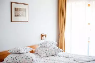 Majatalo Lobogó Resort