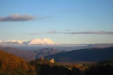 Aamiaismajoitus (B&B) Il Sorriso Dei Monti