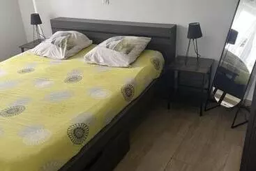 コテージ Chambres D Hôte Du Domaine De La Reine Blanche