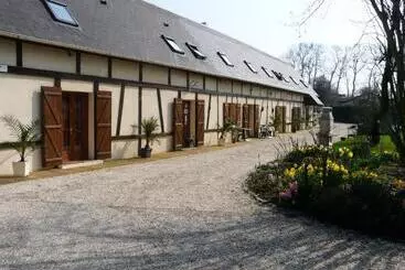 Mökkimajoitus Chambres D Hôte Du Domaine De La Reine Blanche