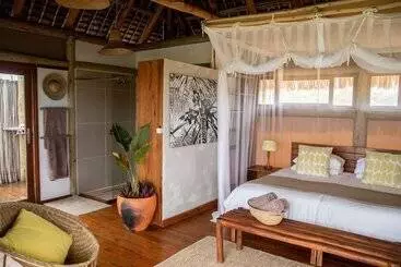 Hotelli Travessia Beach Lodge