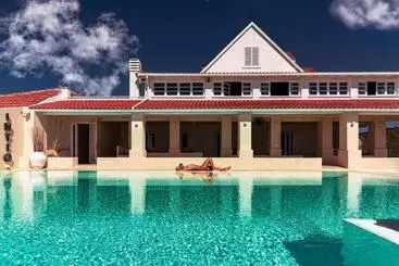 Aparthotel Morf Suites