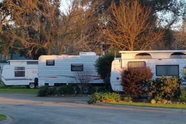 Vakantiehuisje Yea Riverside Caravan Park