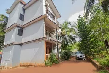Hotel Oyo Home 16412 Cozy Studio