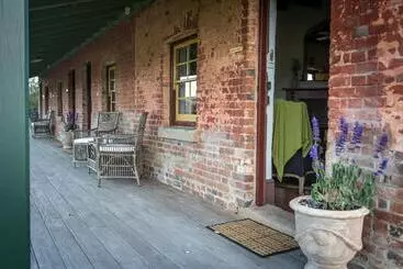 ベッドアンドブレックファースト The Barracks, Tocal