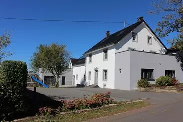 Mökkimajoitus Eifel Dream Schneifelhaus