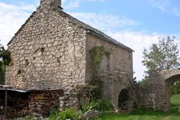 مبيت وإفطار Ferme Auberge La Tindelle