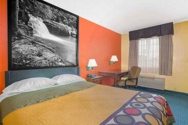 汽车旅馆 Super 8 By Wyndham Talladega Al