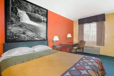 מוטל Super 8 By Wyndham Talladega Al