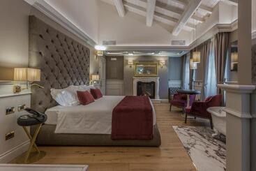 مبيت وإفطار Boutique Hotel Villa Zoppi Adults Only
