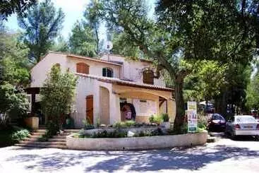 Hotel Camping Les Bois De Mont Redon