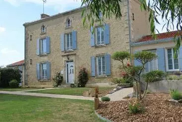 Aamiaismajoitus (B&B) Chambres D'hôtes Le Tilleul