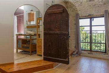 קוטג'' Gîte L Estaou De Julie