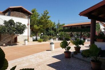 Hotell Camping Riviera Village