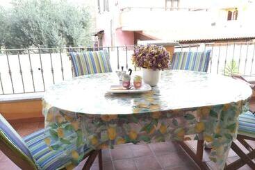 膳宿费 Gardenhouse