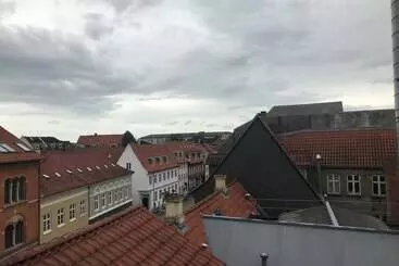 City Hotel Apartments