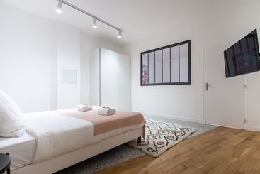 アパートホテル Mbm   Charonne