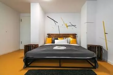 Nice And Clean Hostel Room For 3 2c