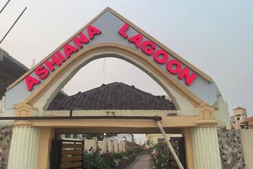 Hotel Ashiana Lagoon