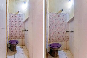 Hotel Spot On 90060 Jq Homestay Syariah