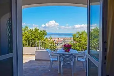 アパートホテル Residence Fior Di Sulcis