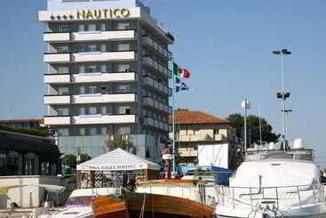 בית מלון כפרי Nautico
